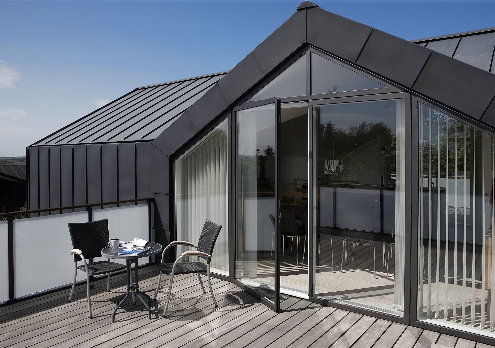 ANTHRA-Zinc individual housing 