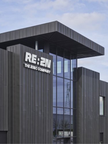 Felsnaad VMZINC® met variabele breedtes